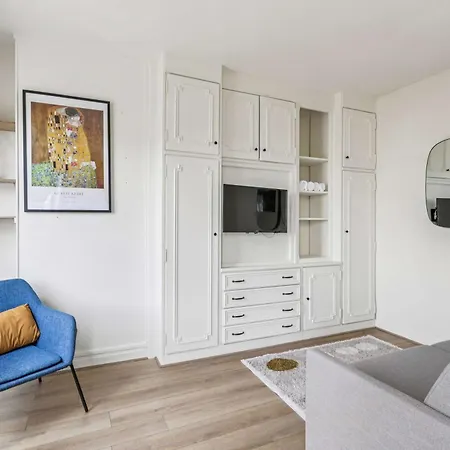 Cosy - 2 People - Pigalle *